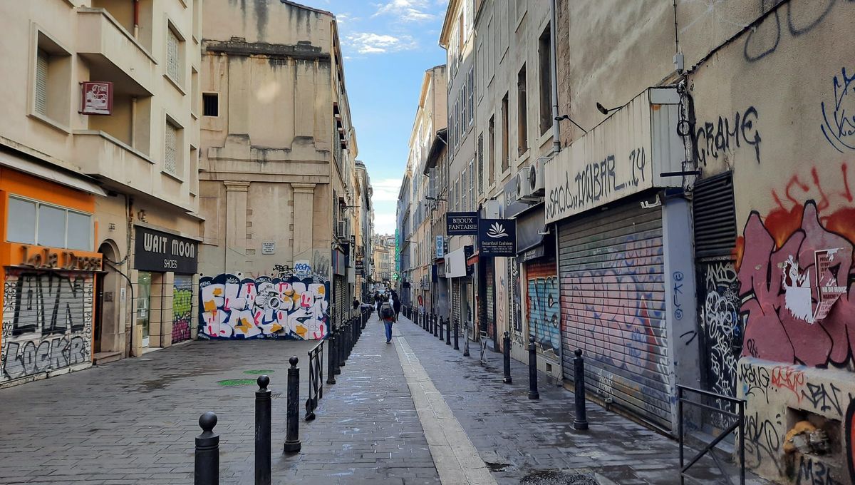 découvrez les implications des logements de classe g prohibés. informez-vous sur les réglementations en matière de logement, les risques associés et les alternatives disponibles pour garantir un habitat sain et sécuritaire.