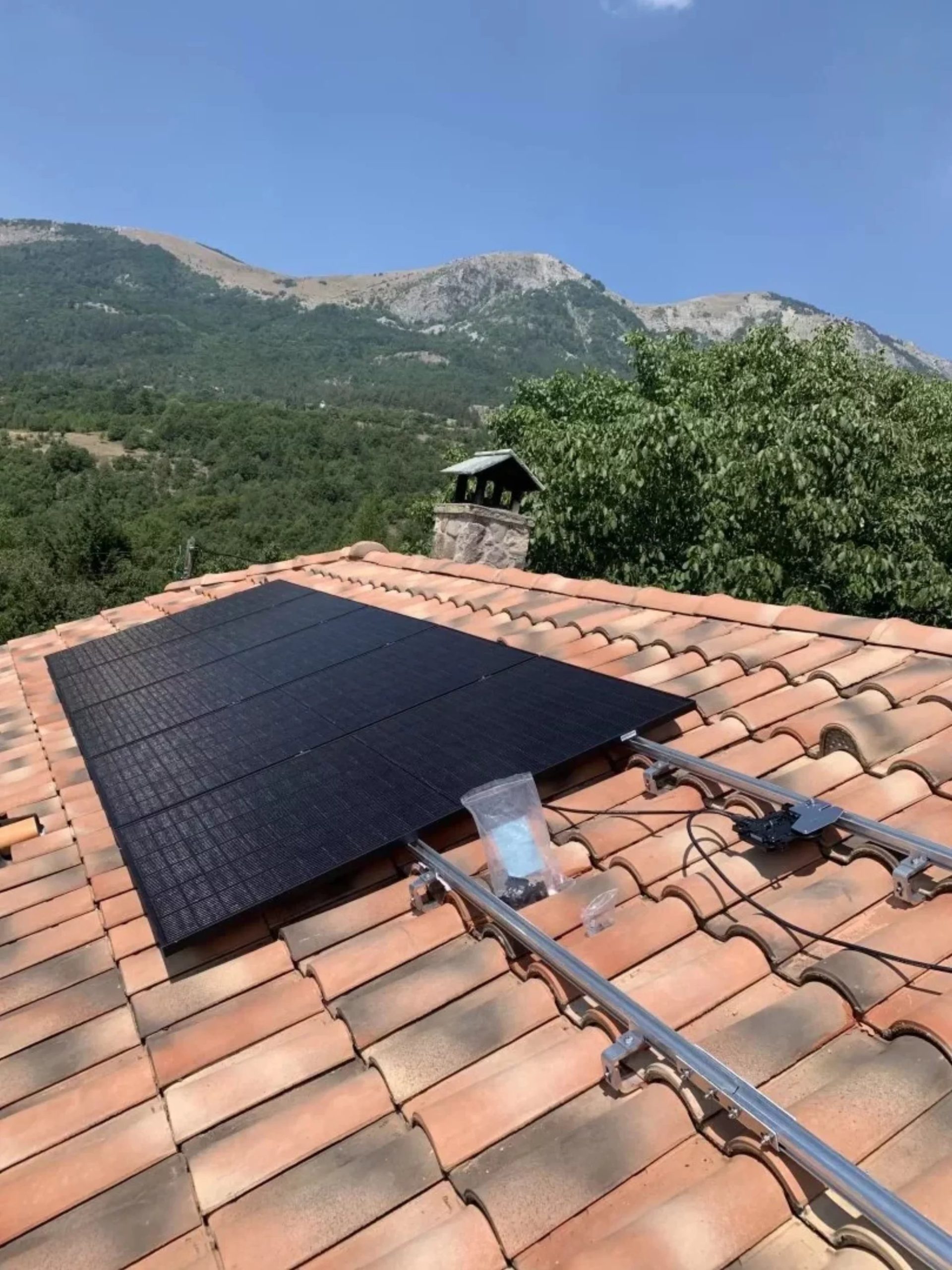 découvrez nos panneaux solaires éco-responsables, conçus pour maximiser votre production d'énergie tout en respectant l'environnement. optez pour une solution énergétique durable et économisez sur vos factures d'électricité!