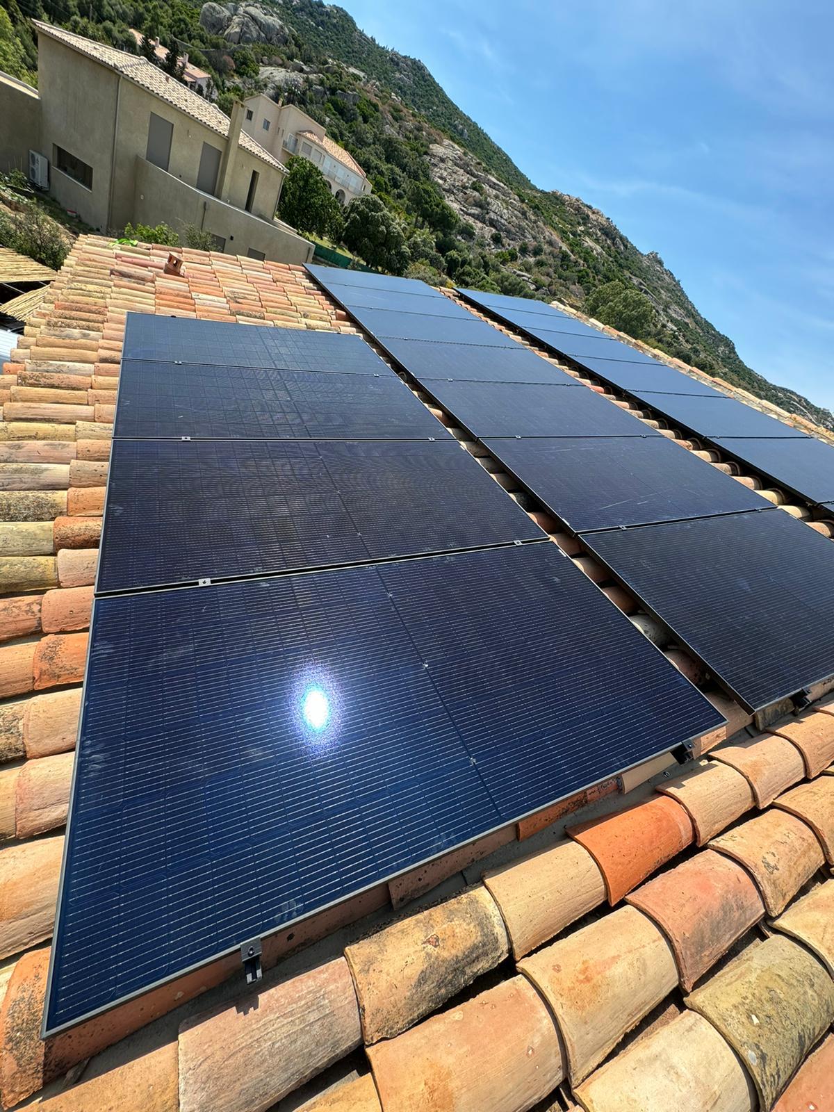 découvrez les prix des panneaux photovoltaïques et trouvez les meilleures offres pour rendre votre investissement dans l'énergie solaire rentable. profitez des avantages écologiques tout en réduisant vos factures d'électricité.