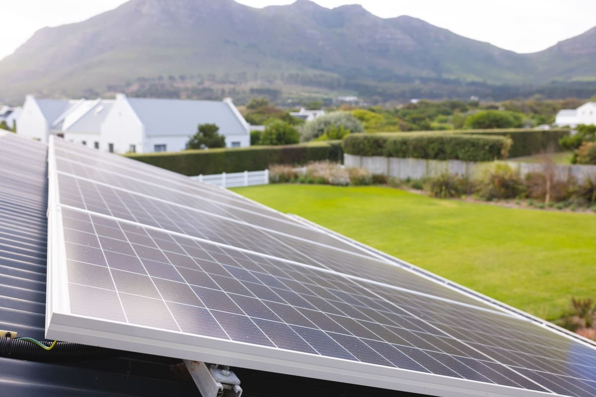 découvrez notre batterie solaire efficace, conçue pour maximiser votre autonomie énergétique. profitez d'une source d'énergie renouvelable, durable et performante pour alimenter vos appareils, même en pleine nature. optez pour une solution écologique et économique dès aujourd'hui !