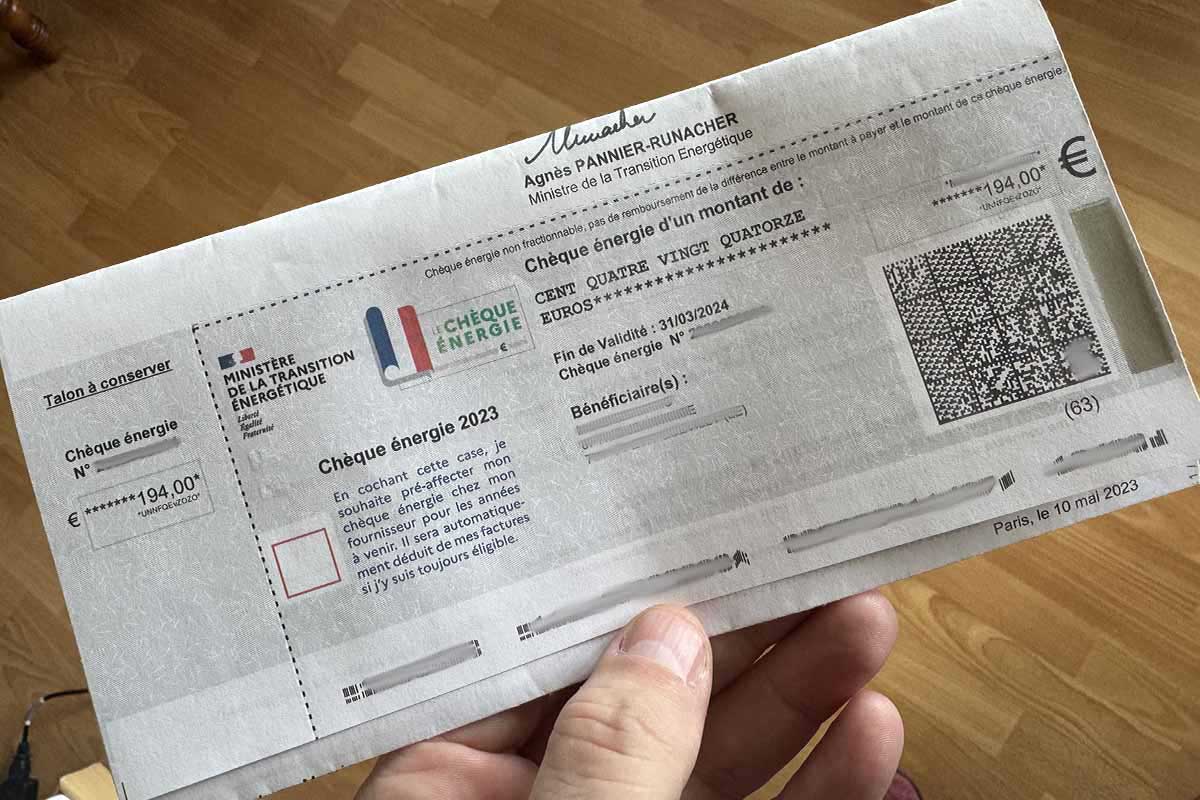 découvrez comment bénéficier de l'envoi de chèques énergie pour alléger vos factures de chauffage et d'électricité. informez-vous sur les conditions d'éligibilité et les démarches à suivre pour recevoir votre aide financière.