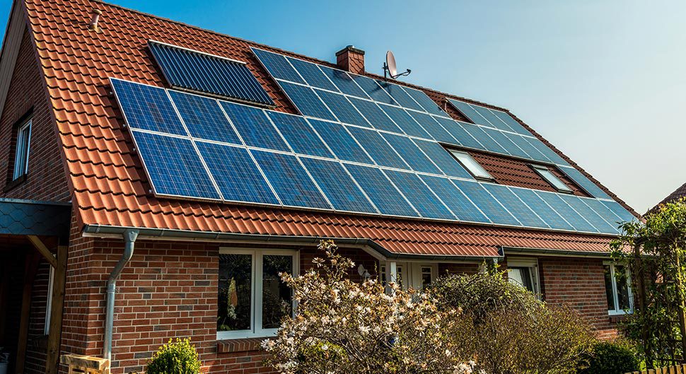 découvrez notre guide complet sur les prix des panneaux photovoltaïques. comparez les offres, obtenez des conseils d'experts et profitez des meilleures options pour rentabiliser votre investissement dans l'énergie renouvelable.