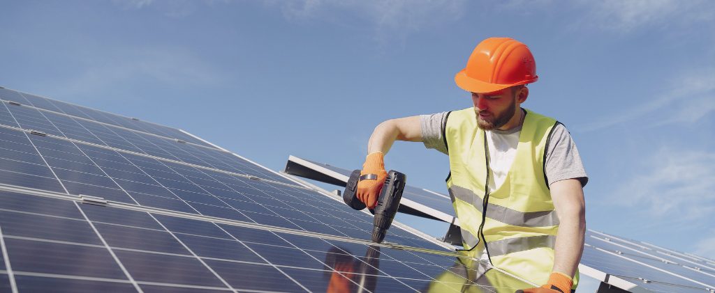 découvrez les prix des panneaux photovoltaïques et les meilleures options pour rentabiliser votre investissement énergétique. comparez les offres et faites le choix idéal pour une énergie renouvelable à prix abordable.