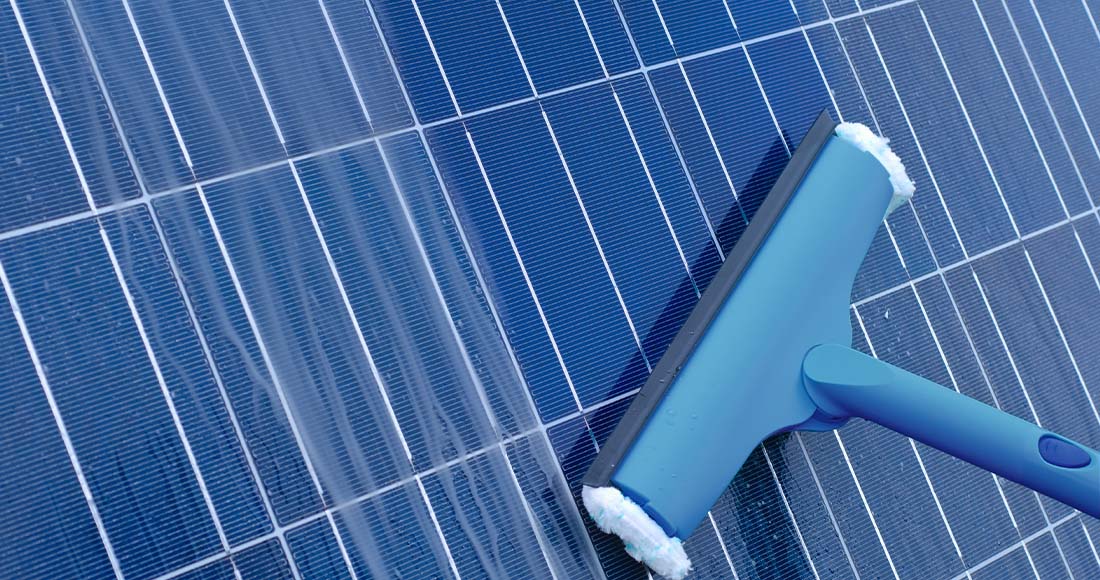 découvrez l'importance de la maintenance des panneaux solaires pour garantir leur performance optimale et prolonger leur durée de vie. apprenez les meilleures pratiques et conseils pour entretenir vos installations solaires efficacement.