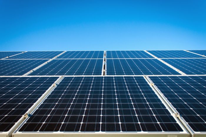 découvrez les enjeux et les réalités des panneaux photovoltaïques radioactifs. informez-vous sur leur impact environnemental et leur sécurité, et explorez les innovations technologiques qui visent à rendre l'énergie solaire encore plus durable.