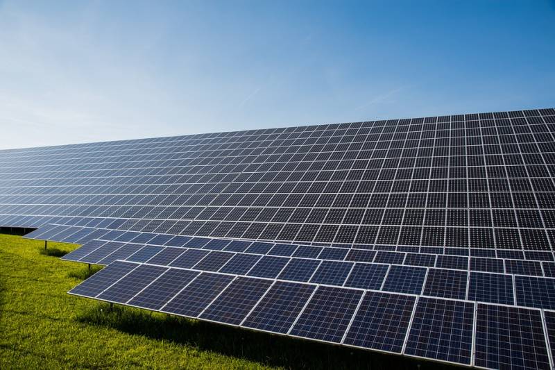 découvrez tout ce qu'il faut savoir sur les prix des panneaux solaires en france. comparez les offres, bénéficiez d'avantages financiers et choisissez la meilleure solution énergétique pour votre maison tout en contribuant à la transition écologique.