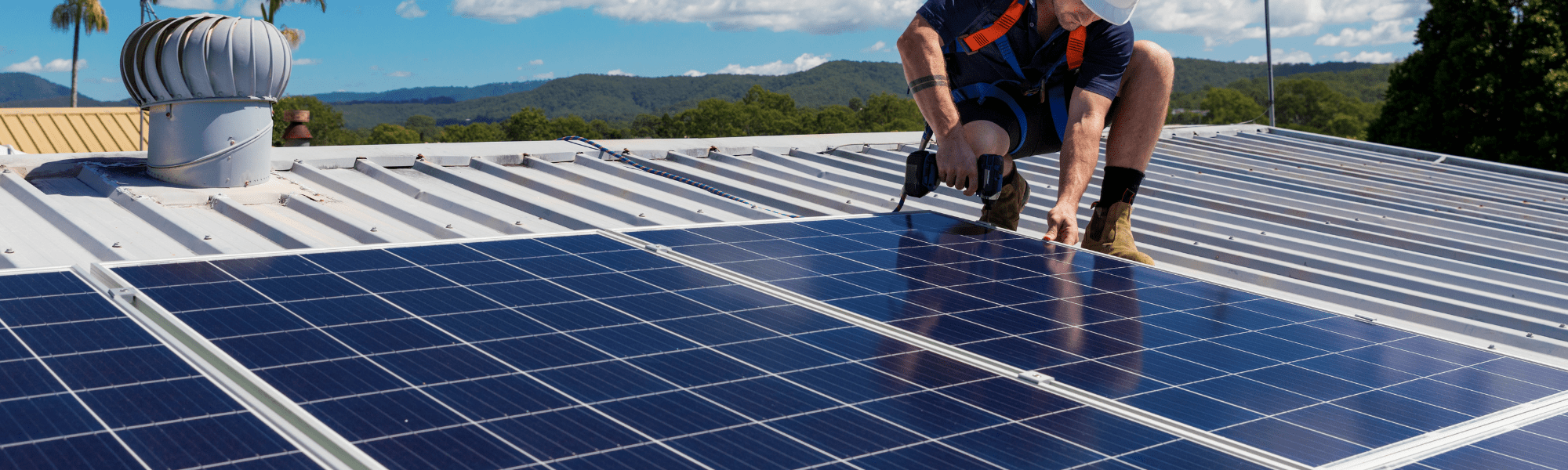 découvrez les prix des panneaux photovoltaïques et trouvez la solution énergétique qui convient à votre budget. informez-vous sur les coûts d'installation, les aides gouvernementales et les retours sur investissement pour une transition énergétique durable.