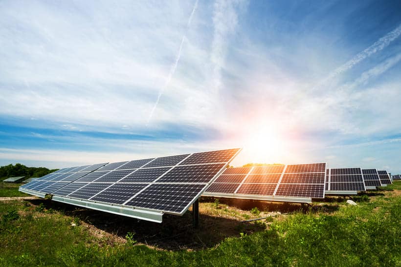 découvrez les prix des panneaux photovoltaïques et trouvez des informations clés pour investir dans l'énergie solaire. comparez les offres, les coûts d'installation et les aides financières disponibles pour réduire votre empreinte carbone tout en faisant des économies sur vos factures d'électricité.