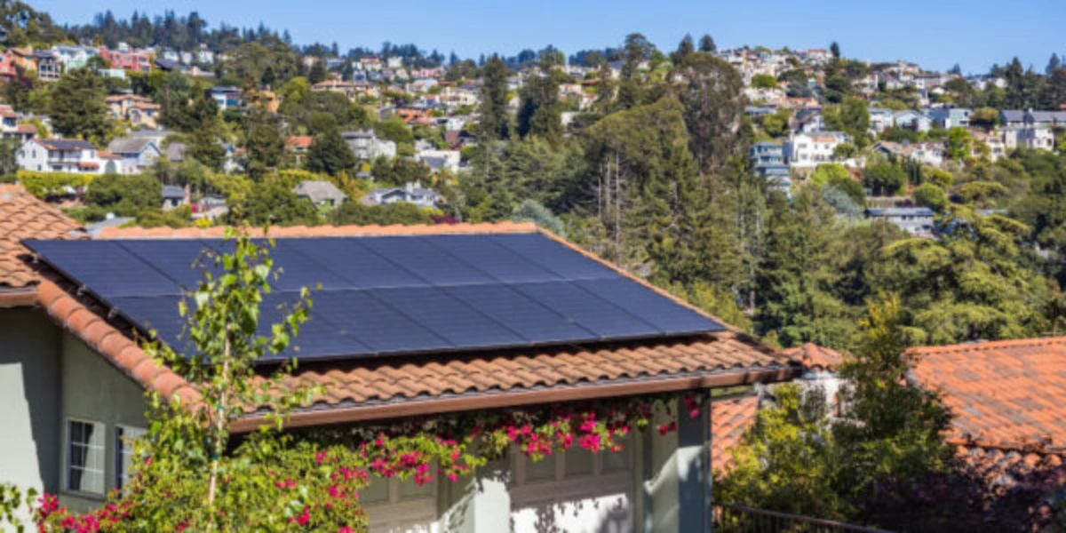 découvrez les avantages et inconvénients de first solar, un leader dans l'énergie solaire. cette analyse détaillée vous aidera à comprendre les atouts de ses technologies photovoltaïques, ainsi que les défis et limitations associés à son utilisation.