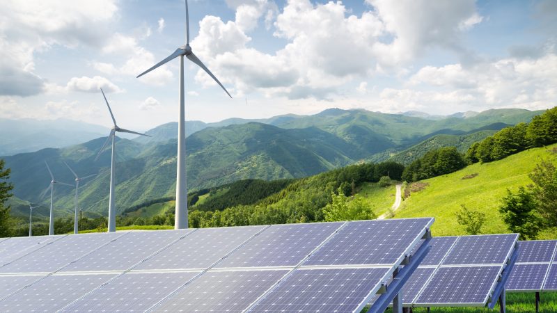 découvrez tout ce qu'il faut savoir sur les coûts liés aux énergies renouvelables. analyse des investissements, économies potentielles et impacts environnementaux pour comprendre comment ces solutions durables peuvent transformer votre consommation d'énergie.
