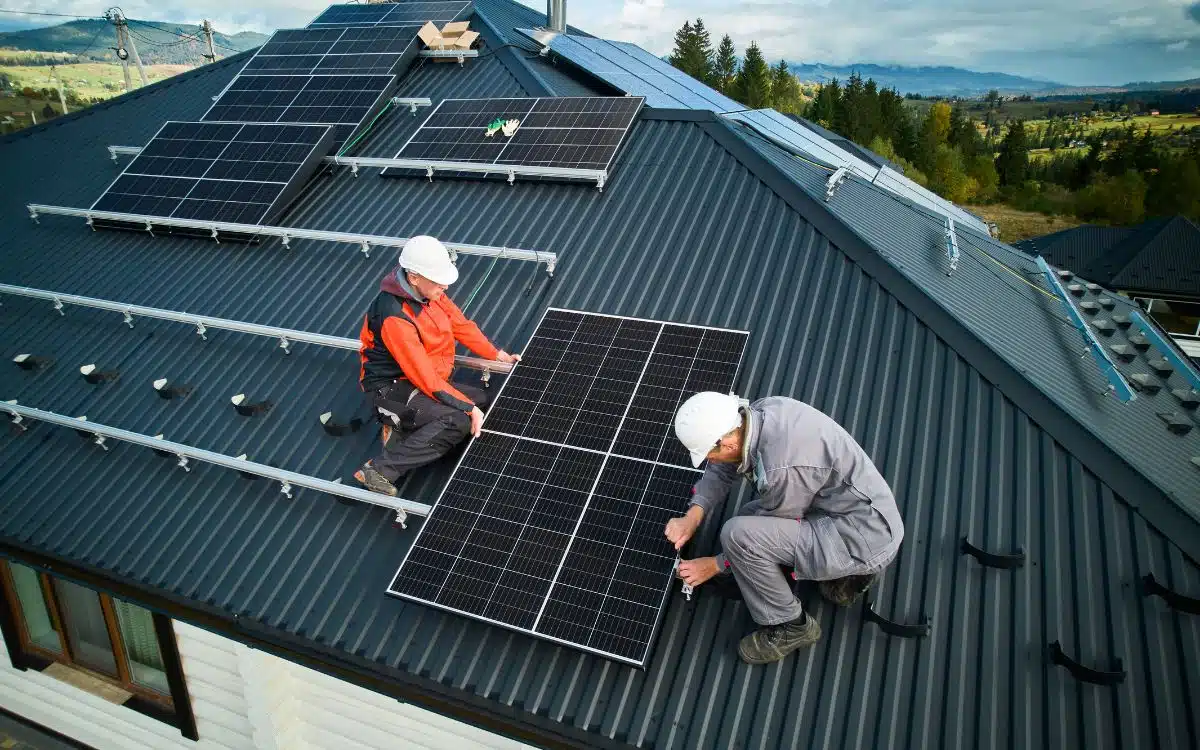 découvrez comment les panneaux solaires en 2025 transforment l'énergie renouvelable avec des technologies avancées, des économies d'énergie et un impact environnemental réduit. restez informé sur les tendances et les innovations qui façonnent le secteur solaire.
