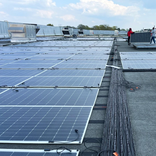 découvrez les prix des panneaux photovoltaïques adaptés à votre charpente. comparez les offres, les matériaux et les installations pour optimiser votre investissement énergétique tout en respectant l'esthétique de votre maison.