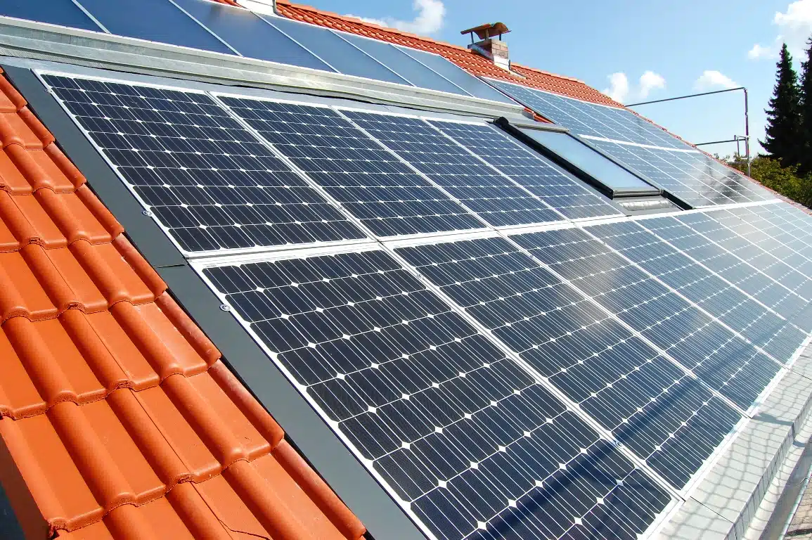 découvrez les prix des panneaux solaires en 2023 et informez-vous sur les meilleures options disponibles pour investir dans l'énergie renouvelable. comparez les coûts et les avantages pour adopter une solution écologique et économique.