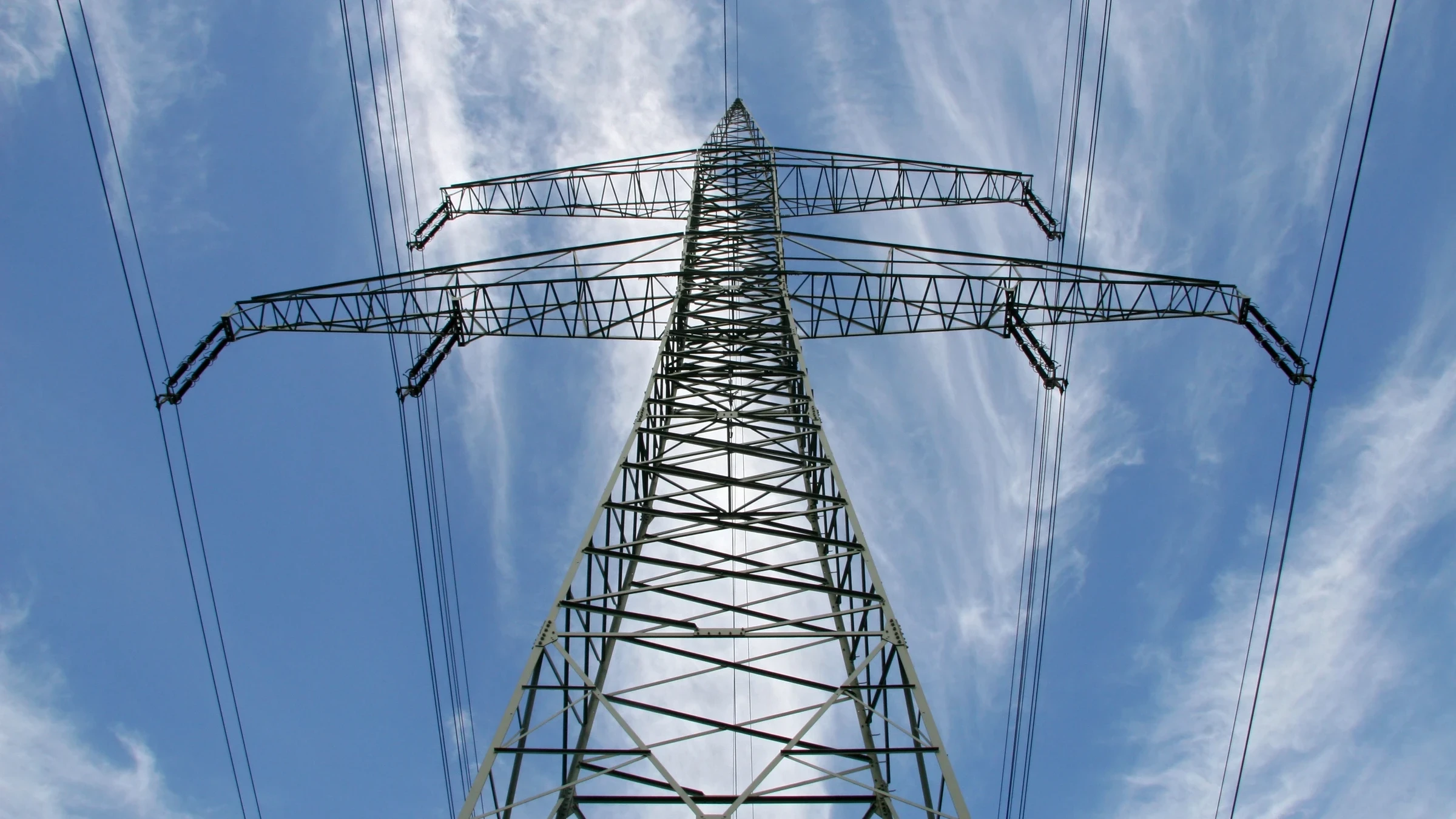découvrez les tarifs de l'électricité pour les très petites entreprises (tpe) en france. comparez les offres des fournisseurs pour faire des économies sur vos factures d'énergie et bénéficiez de conseils pratiques pour optimiser votre consommation.