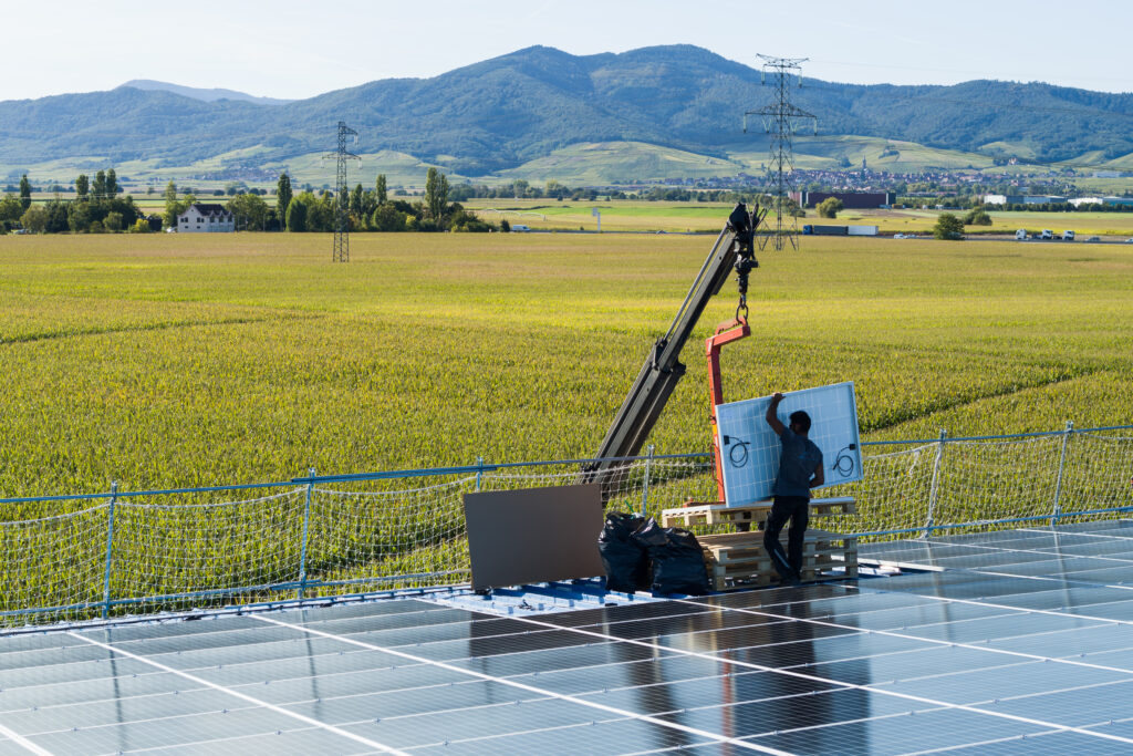 découvrez comment optimiser les coûts de votre installation solaire grâce à des conseils pratiques, des technologies innovantes et des stratégies d'efficacité énergétique. maximisez votre investissement tout en respectant l'environnement.