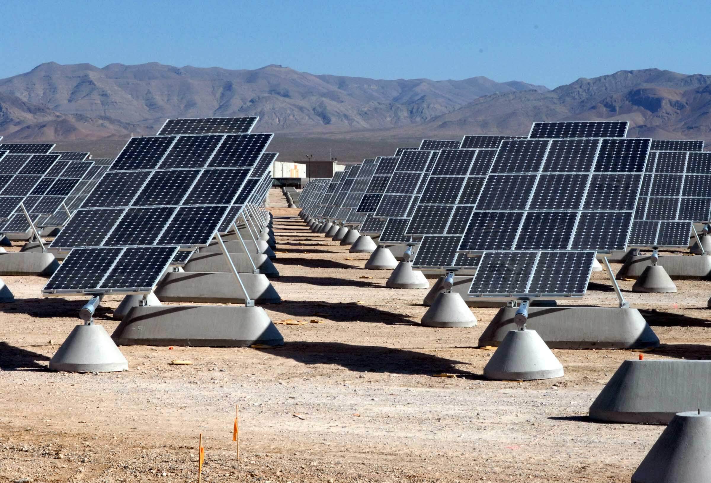 découvrez les prix des panneaux solaires en france et comparez les options disponibles pour faire des économies sur votre facture d'énergie tout en contribuant à la protection de l'environnement. informez-vous sur les subventions et aides possibles pour rendre votre projet d'installation plus accessible.