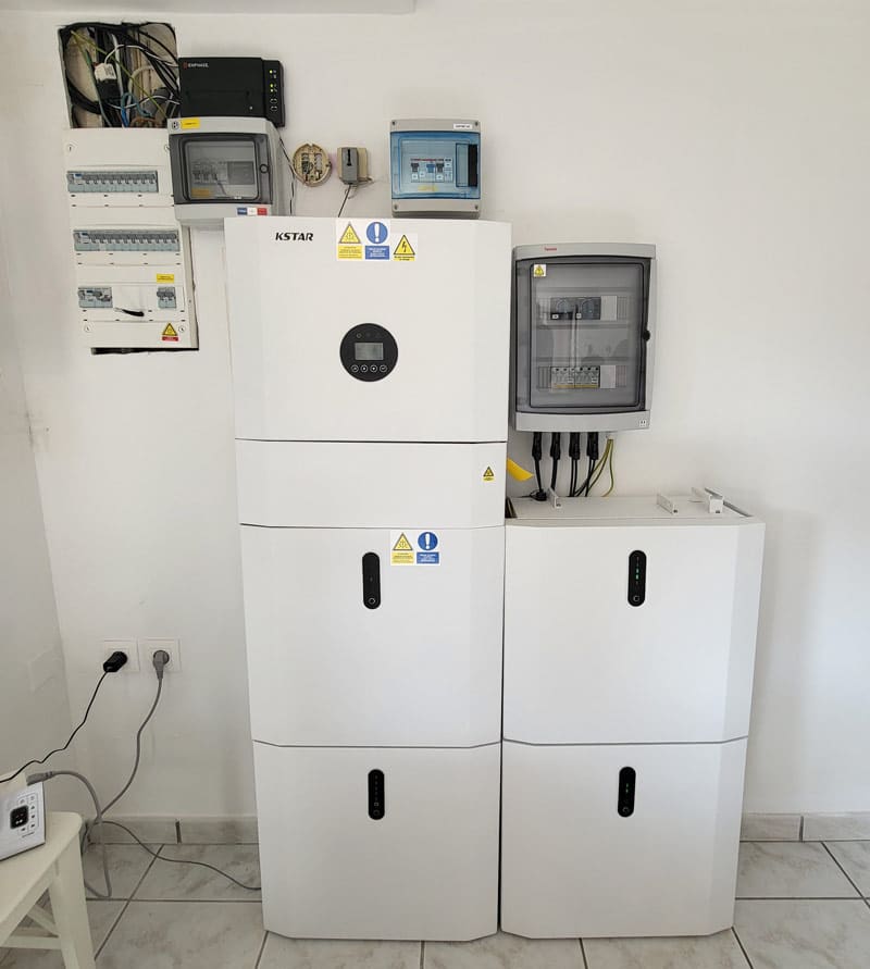 découvrez les tarifs des batteries photovoltaïques pour optimiser votre autoconsommation énergétique. comparez les prix, les marques et les performances afin de faire le meilleur choix pour vos besoins en énergie solaire.