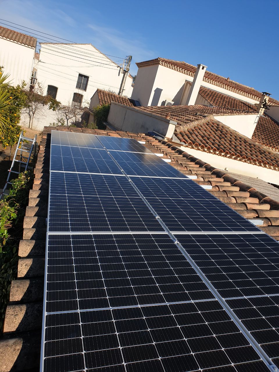 découvrez comment optimiser la production d'énergie avec des exercices pratiques sur les panneaux photovoltaïques. apprenez à installer, entretenir et maximiser l'efficacité de votre système solaire pour un avenir durable.