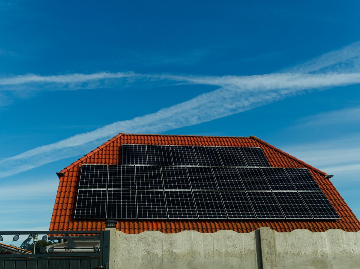 découvrez les derniers panneaux solaires hybrides de 2023, alliant performance et innovation. optimisez votre production d'énergie avec des technologies avancées pour un avenir durable et économique. informez-vous sur les avantages et les installations disponibles.