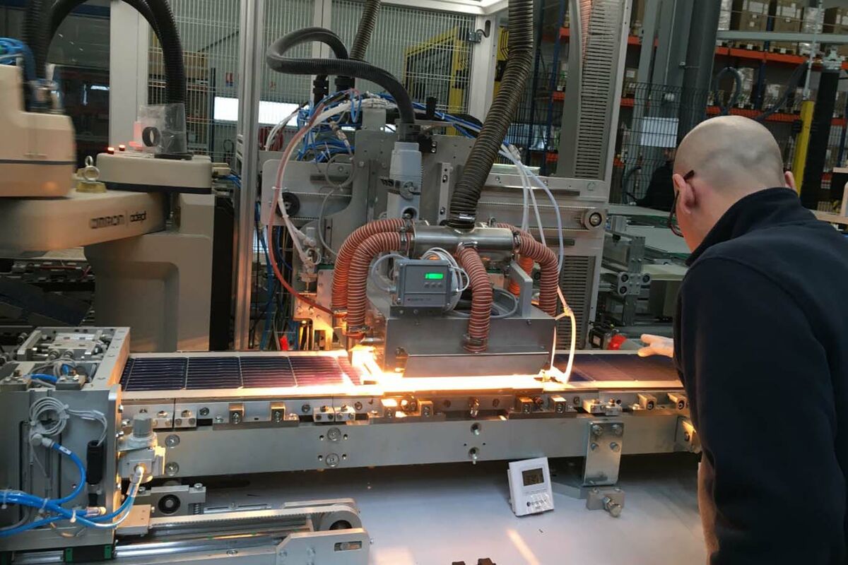 découvrez les panneaux solaires systovi, une solution innovante pour produire votre propre énergie renouvelable. alliez performance, esthétisme et respect de l'environnement avec nos produits adaptés à tous vos besoins.