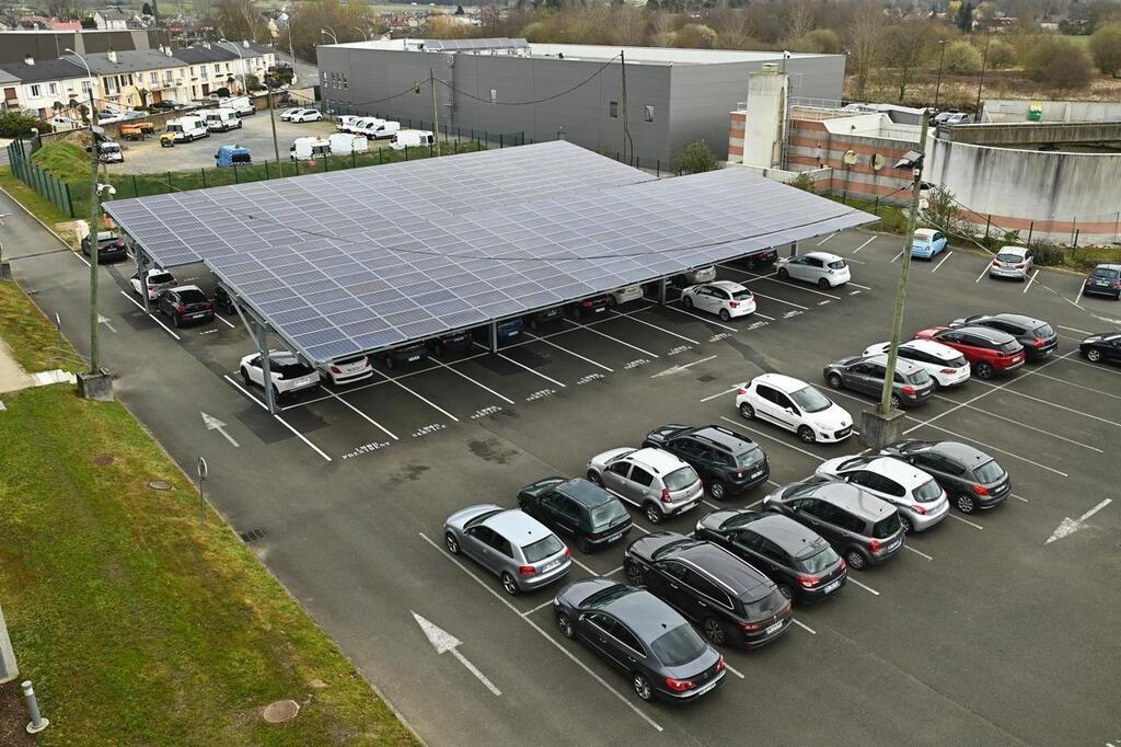 découvrez nos solutions de panneaux photovoltaïques à rennes pour une énergie durable et économique. optimisez votre consommation d'énergie tout en contribuant à la transition énergétique.