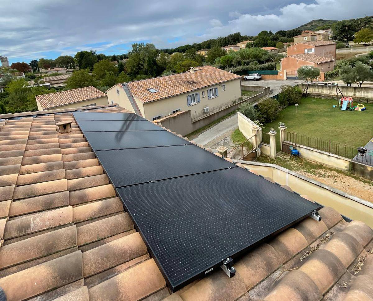 découvrez les panneaux photovoltaïques à nîmes, une solution durable pour produire votre propre énergie. profitez des avantages écologiques et économiques de l'énergie solaire tout en contribuant à la préservation de l'environnement. contactez-nous pour une évaluation personnalisée et des conseils d'experts.