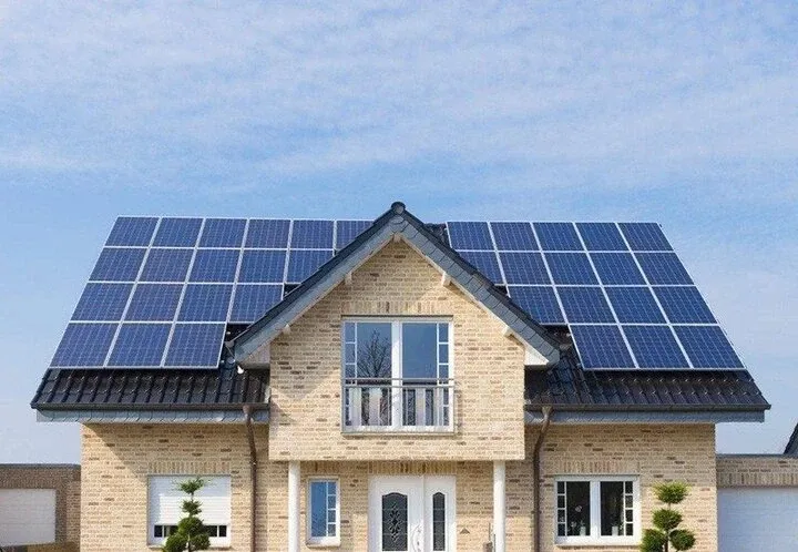découvrez notre guide complet sur les modèles de prix des panneaux solaires. comparez les coûts, les subventions disponibles et les facteurs influençant le prix pour faire un choix éclairé et optimiser votre investissement en énergie renouvelable.