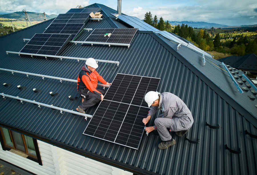 découvrez les solutions innovantes en panneaux photovoltaïques à montluçon. profitez d'une énergie propre et durable tout en réduisant vos factures d'électricité. contactez-nous pour un devis personnalisé et des conseils d'experts en énergie solaire.