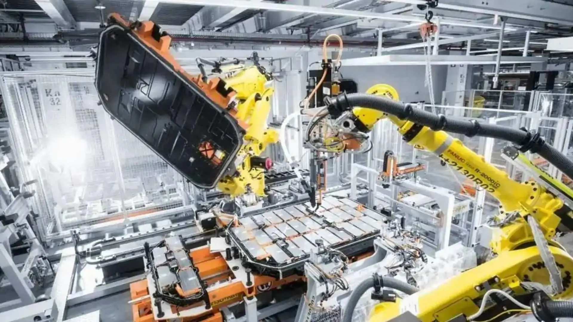 découvrez les enjeux des pénuries de batteries lithium pour les véhicules électriques. analysez les impacts sur l'industrie automobile, les perspectives d'avenir et les solutions potentielles pour garantir une transition énergétique durable.
