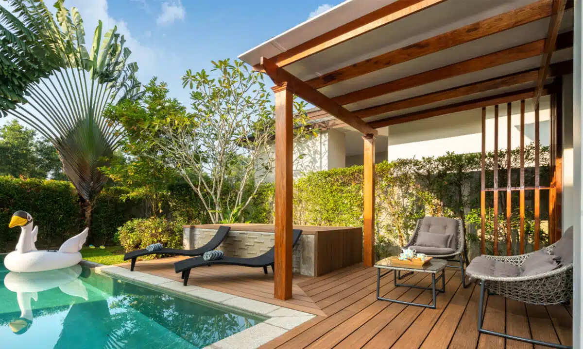 découvrez les avantages d'une pergola photovoltaïque : une solution élégante et durable qui combine ombrage et production d'énergie solaire pour un extérieur éco-responsable.