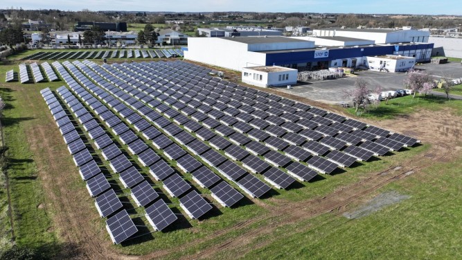 découvrez notre service facile et rapide de commande de panneaux solaires adapté à vos besoins. profitez d'une énergie renouvelable efficace tout en réalisant des économies sur vos factures d'électricité. passez à l'énergie solaire dès aujourd'hui!