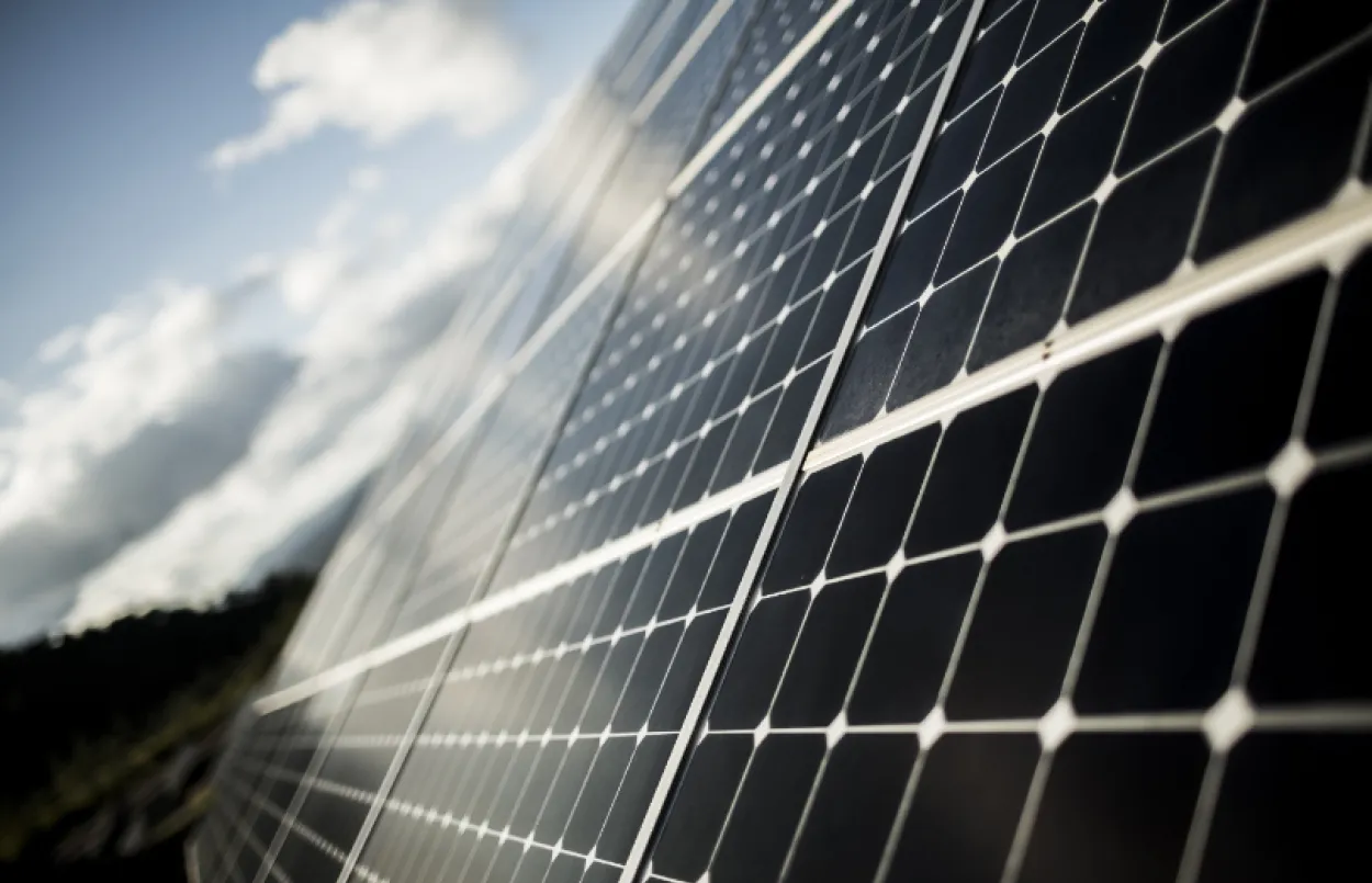 découvrez comment un réseau électrique durable et solaire peut transformer notre consommation d'énergie, réduire notre empreinte carbone et promouvoir un avenir écologique. explorez les avantages des systèmes solaires intégrés et leur rôle essentiel dans la transition énergétique.
