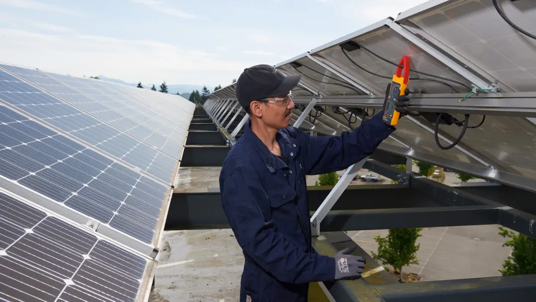 découvrez les défauts des panneaux photovoltaïques : performances, durée de vie, coûts d'installation, et solutions pour optimiser leur efficacité. informez-vous sur les défis associés à l'énergie solaire et faites le meilleur choix pour votre projet.