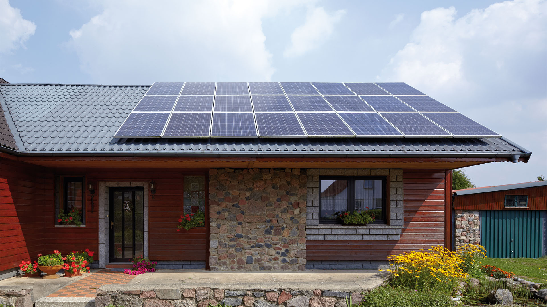 découvrez les panneaux photovoltaïques viessmann, une solution écologique et performante pour produire votre propre énergie. optez pour une technologie de pointe qui optimise la conversion de la lumière du soleil en électricité et réalisez des économies sur vos factures tout en préservant l'environnement.