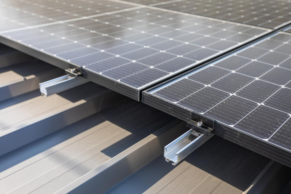 découvrez la puissance crête des panneaux monocristallins, une solution efficace et performante pour maximiser votre production d'énergie solaire. profitez de leur efficacité optimale et de leur durabilité pour vos projets d'installation photovoltaïque.