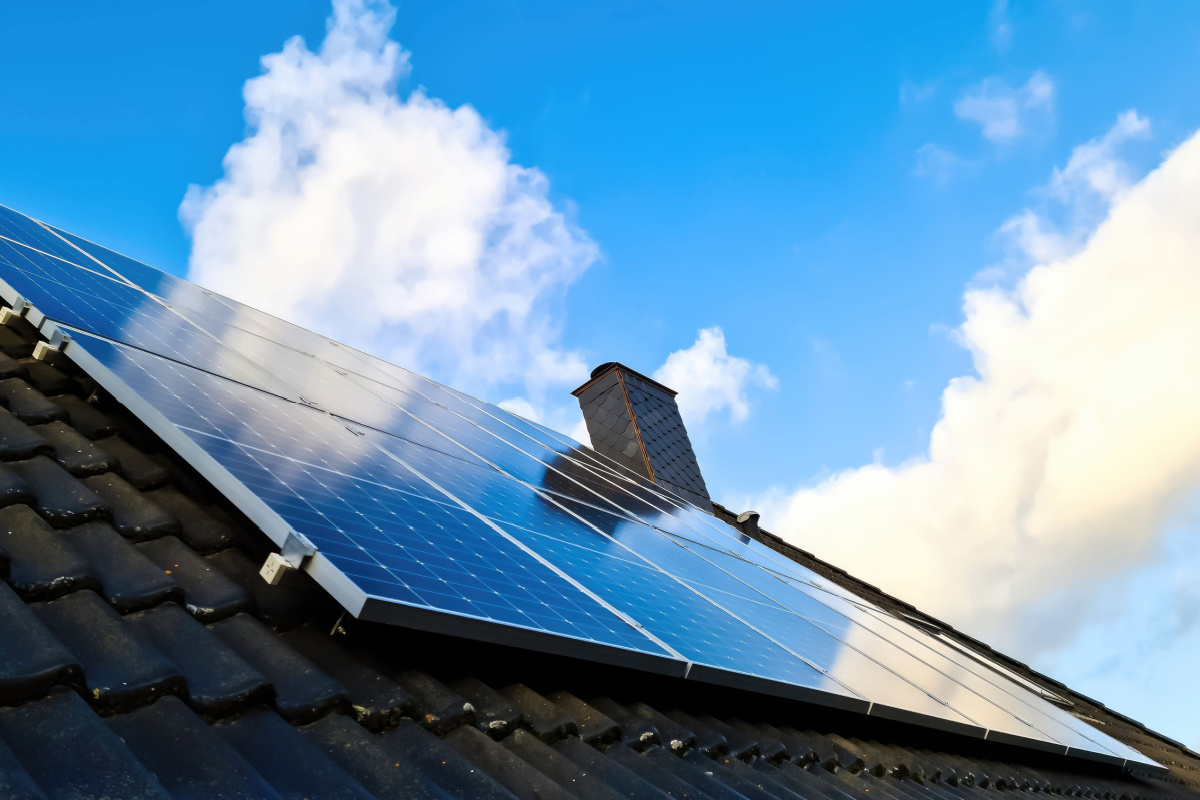 découvrez les nombreux avantages des panneaux photovoltaïques : économies sur vos factures d'électricité, impact positif sur l'environnement, valorisation de votre bien immobilier et indépendance énergétique. optez pour une solution durable et rentable avec l'énergie solaire.