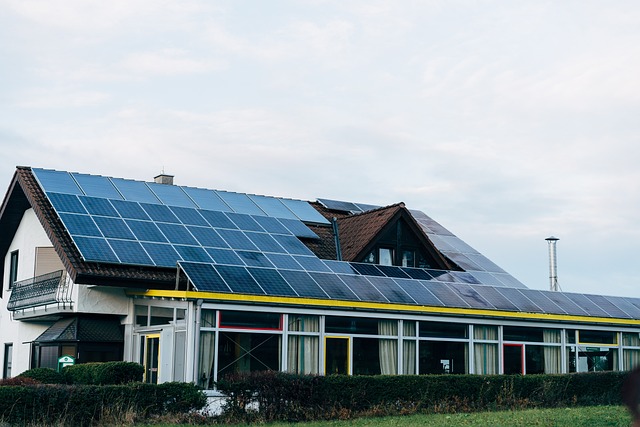 découvrez les dernières sanctions concernant les panneaux solaires en france. informez-vous sur les réglementations, les impacts pour les installateurs et les consommateurs, et les enjeux environnementaux liés à l'énergie solaire.